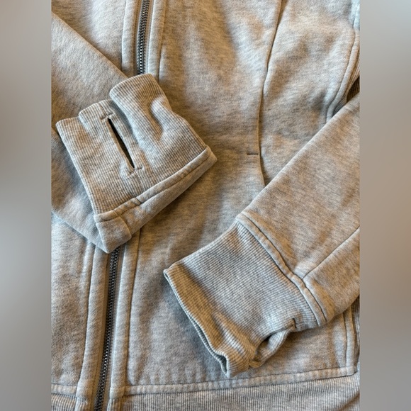 Lululemon Athletica Heather Gray Scuba Hoodie - Picture 2 of 6
